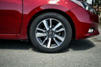 Android Auto, Apple CarPlay, Heated Seats, Chrome Grille, Touchscreen, Emergency Braking, Lane Depar... (image 6)