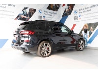 2022 BMW X5 M50i Black Sapphire Metallic 4.4L V8 32V DOHC TwinPower Turbo AWD 8-Speed Automatic Spor... (image 2)