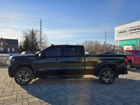 2022 GMC Sierra 1500 AT4 Crew Cab 4WD with the 6.2L and only 77,000kms. This is the new body Sierra... (image 7)