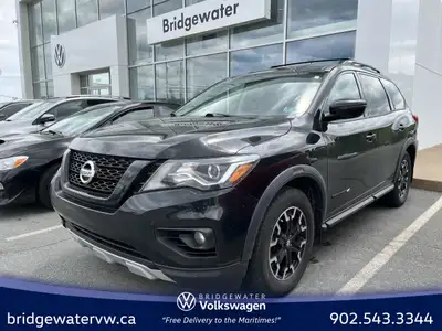 New Price! Magnetic Black Pearl 2020 Nissan Pathfinder SV Sirus XM | One Owner 4WD CVT with Xtronic...