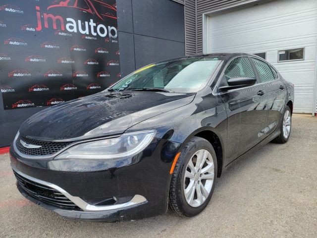 2015 Chrysler 200 Limitée*BANCS/VOLANT CHAUFF*CAMÉRA* in Cars & Trucks in Québec City