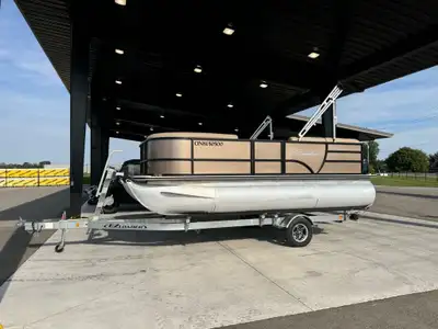 Clean used Bentley 18 ft 180 LE CR Cruise with a Mercury 60hp - perfect affordable way to get the wh...