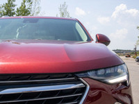 The 2021 Buick Envision Essence AWD delivers a premium midsize crossover experience with modern comf... (image 9)