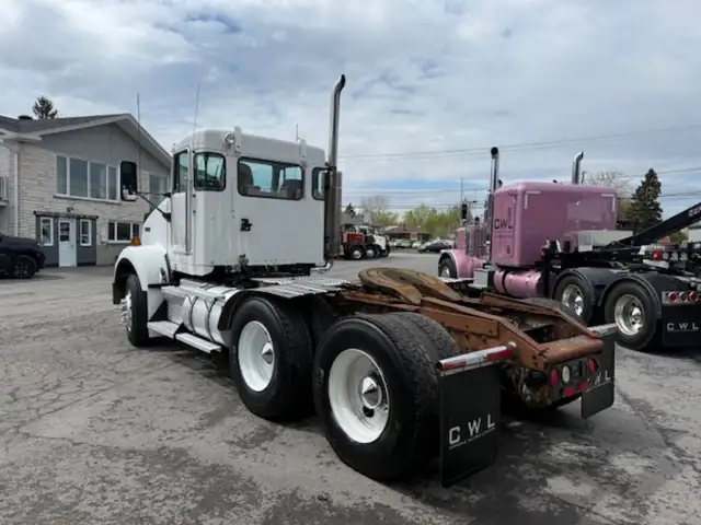 2002 Kenworth T800 in Heavy Trucks in Longueuil / South Shore - Image 7