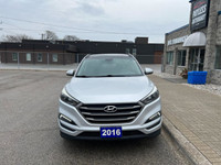 2016 Hyundai Tucson Luxury AWD - In Molten Silver - Panoramic roof - Touch screen - Navigation - Key... (image 8)