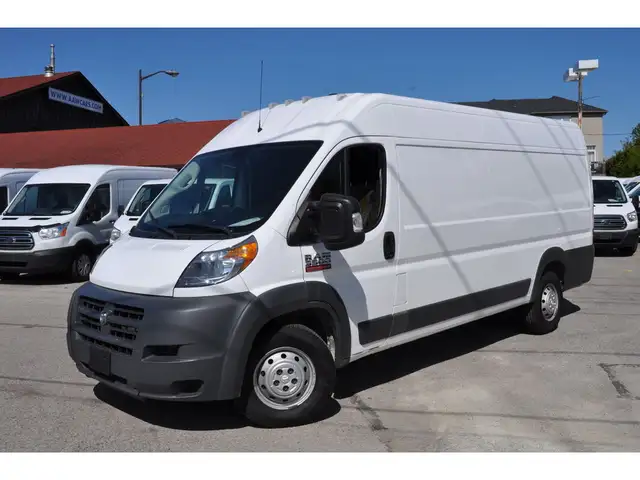 2018 Ram Promaster Extra Long High Roof, Certified dans Autos et camions dans Région de Markham/York - Image 2