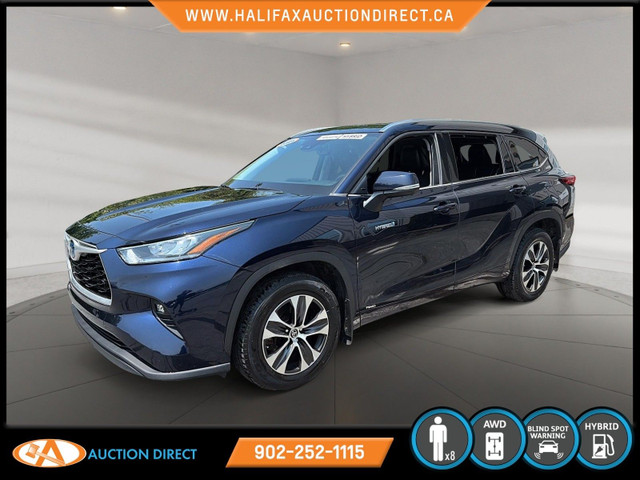 2021 Toyota Highlander Hybrid XLE HYBRID! AWD, 3RD. ROW SEATI... in Cars & Trucks in Bedford