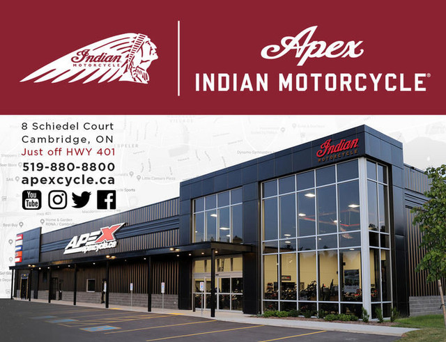 2016 Indian Motorcycle Roadmaster Thunder Black in Street, Cruisers & Choppers in Cambridge - Image 3