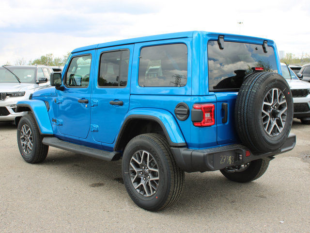2025 Jeep Wrangler Sahara 4x4, Off-Road Camera, Heated McKinley in Cars & Trucks in Calgary - Image 3