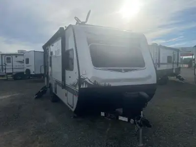 Forest River No Boundaries travel trailer NB19.5 highlights: Chaise Lounge Pantry/Entertainment Cent...