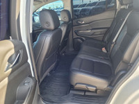 Below market pricing everyday at Heartland Ford! Check out our current inventory before it’s gone! N... (image 7)