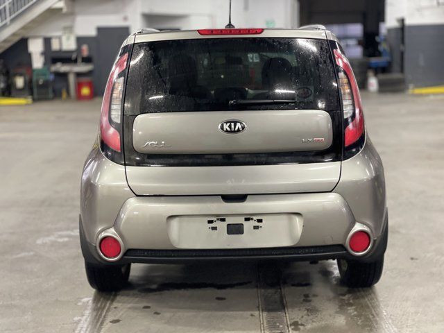 2015 Kia Soul EX | 2.0L Engine | One Owner | Heated Seats in Cars & Trucks in Calgary - Image 3