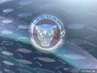Non-Smoking, 11 Speakers, 12-Way Heated Electric Front Seats, Active Cruise Control, Adaptive suspen... (image 8)