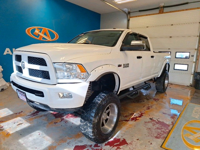 2015 RAM 2500 SLT LIFTED 4X4 !!! GREAT SHAPE!GREAT PRICE! in Cars & Trucks in Bedford