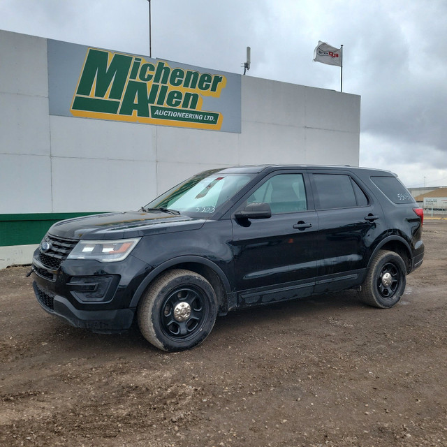 2018 Ford Explorer in Cars & Trucks in Calgary