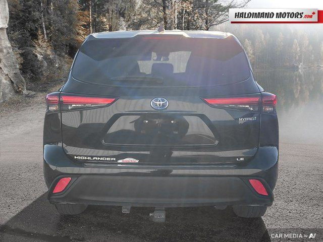 2023 Toyota Highlander Hybrid LE in Cars & Trucks in Hamilton - Image 4