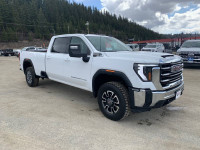 Sierra 3500HD 4WD Crew Cab 172" SLE, 18" Aluminum Wheels, 6.6L V8 Gasoline Engine, 10-Speed Automati... (image 7)