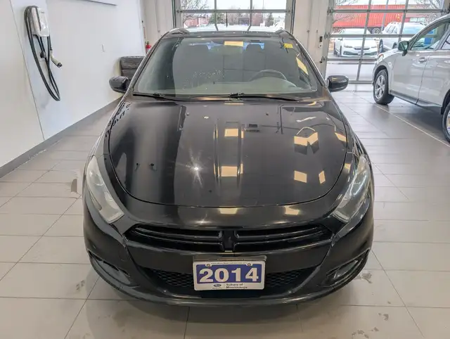 2014 Dodge Dart SXT SXT | 2 SETS OF TIRES/RIMS |CLEAN CARFAX|... in Cars & Trucks in Mississauga / Peel Region - Image 4