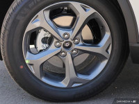 Aluminum Wheels, Synthetic Leather Seats, Apple CarPlay, Android Auto, Power Liftgate, Blind Spot De... (image 6)