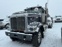 2000 International 9900 Heavy Spec Day Cab Cab and Chassis 