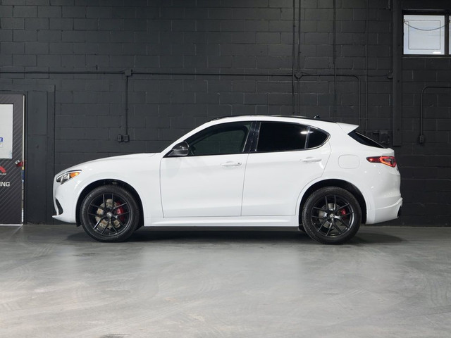 2021 Alfa Romeo Stelvio Ti Sport AWD in Cars & Trucks in Mississauga / Peel Region - Image 4