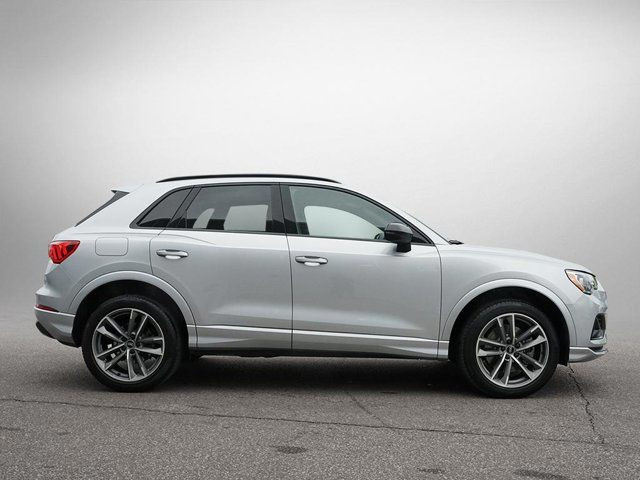 2022 Audi Q3 Komfort dans Autos et camions  à Région de Windsor - Image 4