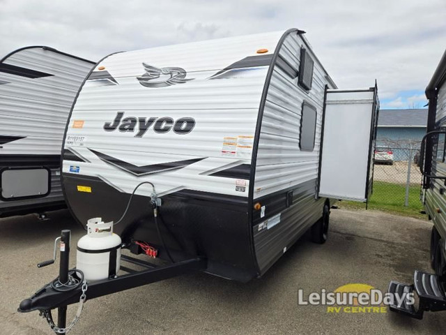 2024 Jayco Jay Flight SLX 183RB in Travel Trailers & Campers in Ottawa - Image 2