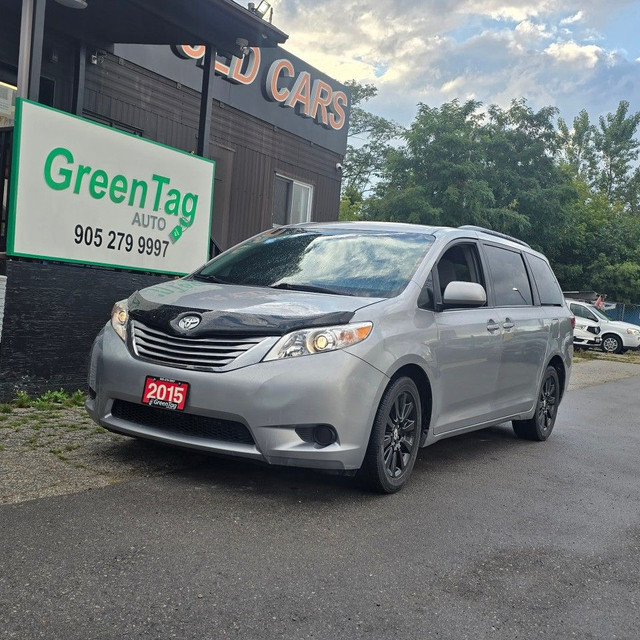 2015 Toyota Sienna in Cars & Trucks in Mississauga / Peel Region - Image 2