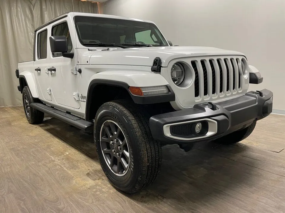 2021 Jeep Gladiator OVERLAND | HEATED LEATHER | LED LIGHTS | AL