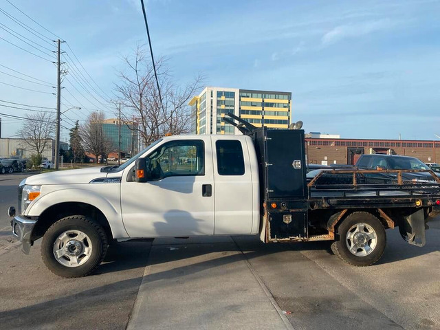2015 Ford F-350 Extended Cab Flat Bed 4WD in Cars & Trucks in City of Toronto - Image 4