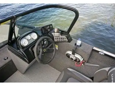 2025 Lund Boat Co 1650 REBEL XL SS BLACKOUT Mercury 60elpt in Powerboats & Motorboats in Lloydminster - Image 12