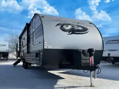 Only $65.00 per week! Floor Plan: Couples Unit Aftermarket and high value features: I LIGHT WEIGHT I...