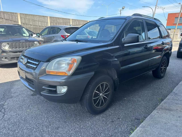 2008 KIA Sportage LX / 4 CYLINDRES / MANUEL / dans Autos et camions  à Ville de Montréal - Image 2