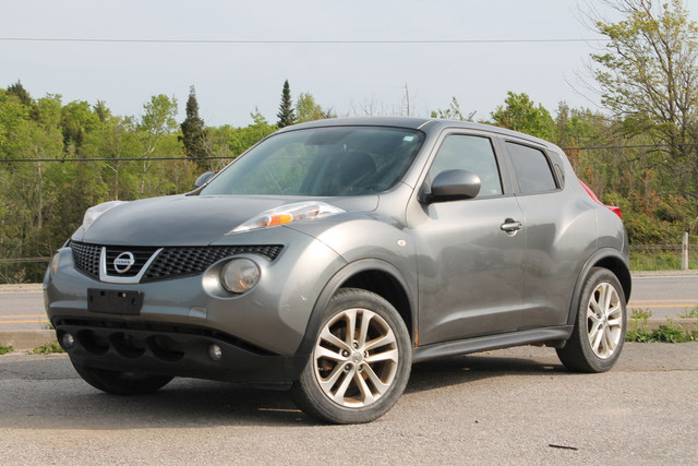 2011 Nissan JUKE SV in Cars & Trucks in Oakville / Halton Region
