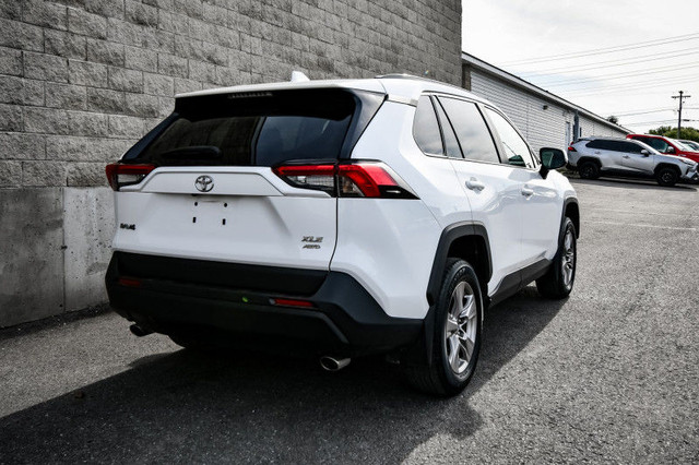 2023 Toyota RAV4 XLE • SUNROOF • HEATED SEATS • POWER LIFTGATE in Cars & Trucks in Kingston - Image 3