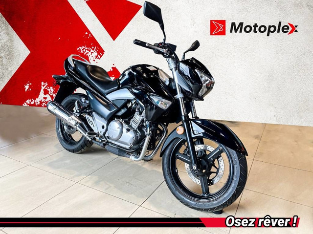 2015 Suzuki GW250 in Street, Cruisers & Choppers in Laval / North Shore - Image 3