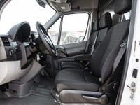 Introducing the 2018 Mercedes-Benz Sprinter 2500 170-in. WBbuilt for performance, efficiency, and ve... (image 9)