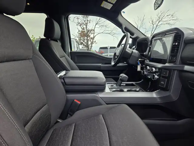 2025 Ford F-150 XLT | BLACK APP PKG | MOBILE OFF PKG | FX4 PKG in Cars & Trucks in Calgary - Image 26