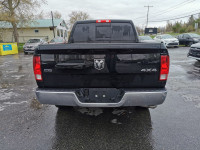 • Power_Steering • Power_Brakes • Power_Windows • Power_Seat • Power_Mirrors • Power_Locks • Keyless... (image 5)