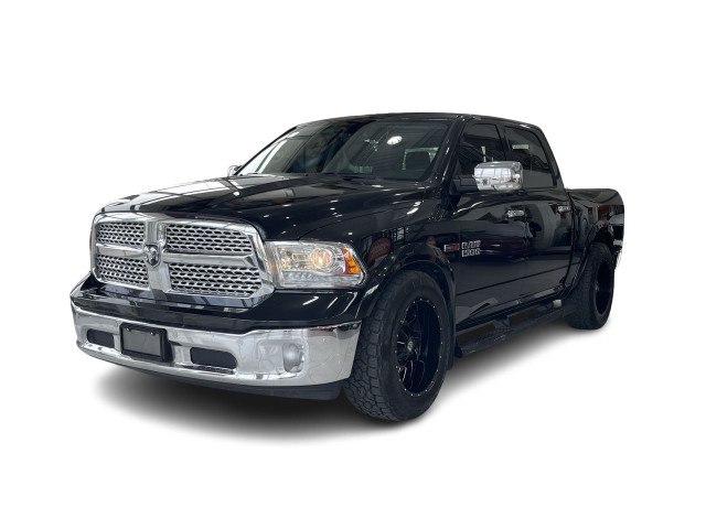 2016 Ram Ram 1500 Crew Cab 4x4 Laramie (Heated Leather,Backup Ca in Cars & Trucks in Calgary - Image 2