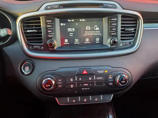 2017 Kia Sorento AWD EX Turbo *Leather / Rear View Camera* in Cars & Trucks in London - Image 23