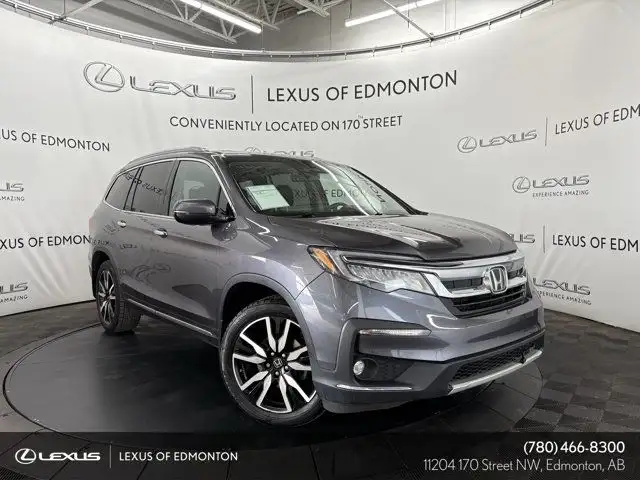 2019 Honda PILOT TOURING 9AT in Cars & Trucks in Edmonton - Image 2