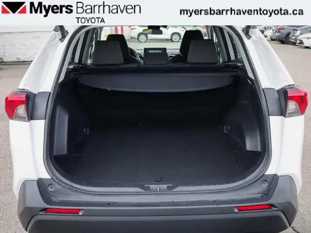 2022 Toyota RAV4 XLE - Sunroof - Power Liftgate - $238 B/W in Cars & Trucks in Ottawa - Image 11