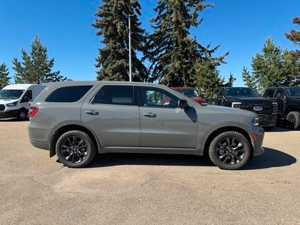 2022 Dodge Durango SXT AWD w/BLACKTOP PKG, 2nd ROW CAPTAINS & RE in Cars & Trucks in Edmonton - Image 2