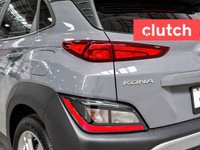 NO ACCIDENTS / CLEAN CARFAX / Front Heated Seats, Climate Control, Bluetooth Music and more! Clutch... (image 9)