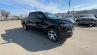 This 2025 RAM 1500 TRADESMAN CREW CAB 4X4 has the following options Cloth Bench Seat, Remote Start S... (image 4)