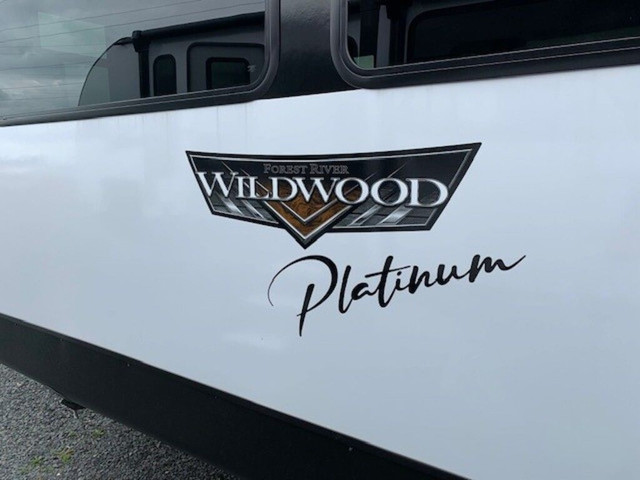  2023 Wildwood 31KQBTSX in RVs & Motorhomes in Sherbrooke - Image 4