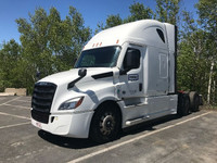 2020 FREIGHTLINER T12664ST;Heavy Duty Trucks - Conventional Truck w/ Sleeper Penske Location 100 THO... (image 2)