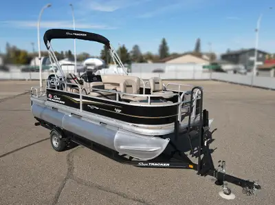 $41,995 -$2,000 [SUPER SUMMER SALE] =$39,995 w/ 40 ELPT FourStroke Command ThrusT Boat, Motor, Trail...