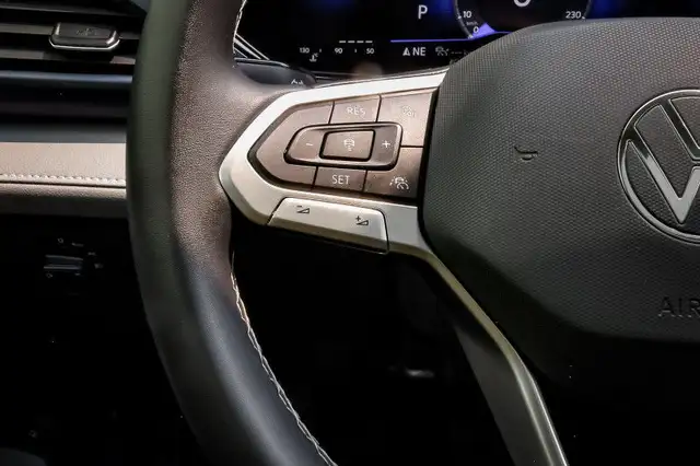 2024 Volkswagen Taos Comfortline • SUNROOF • HEATED SEATS in Cars & Trucks in Ottawa - Image 18